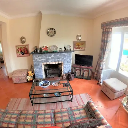 Sintra V4 House With Garden In
