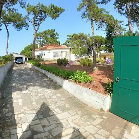 Sintra V4 House With Garden In בית נופש