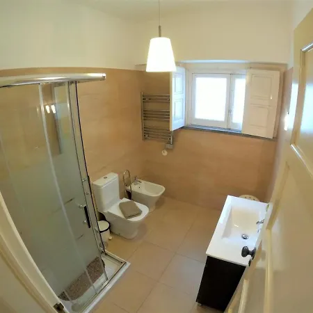 Sintra V4 House With Garden In