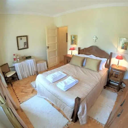 Sintra V4 House With Garden In