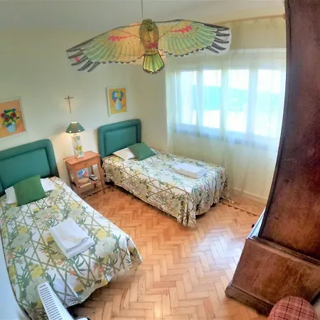 בית נופש Sintra V4 House With Garden In