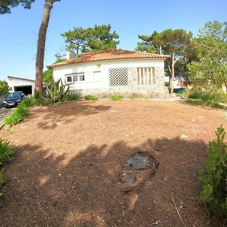 בית נופש Sintra V4 House With Garden In *