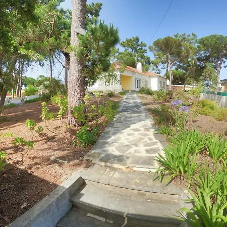Sintra V4 House With Garden In Holiday home Colares