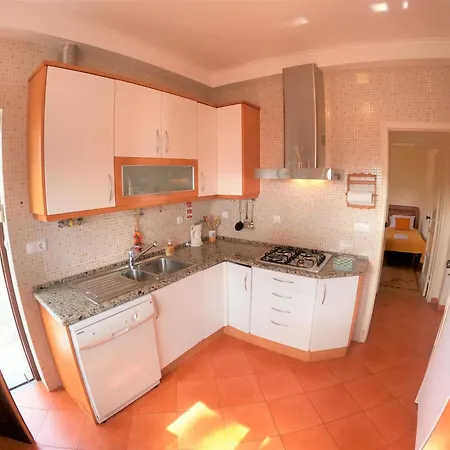 בית נופש Sintra V4 House With Garden In